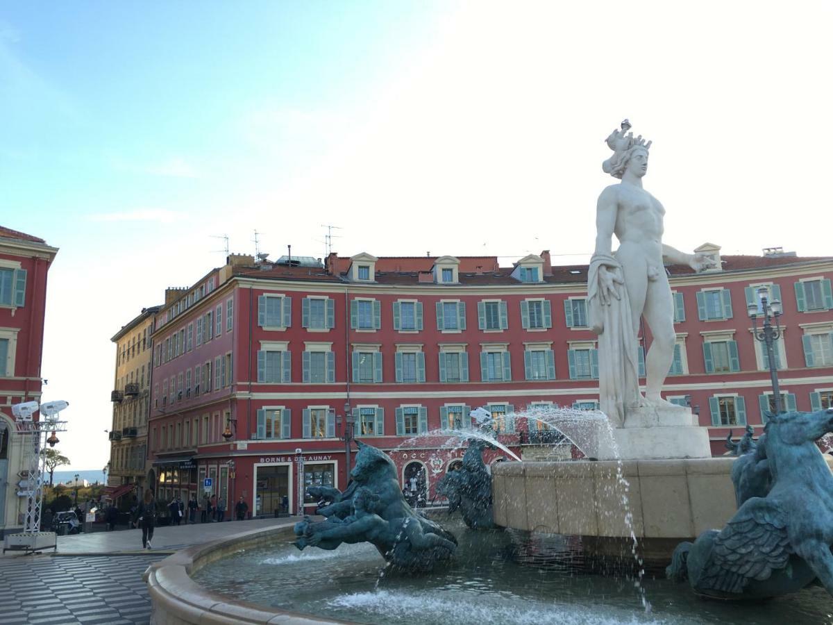 Apartment On Place Massena Nice Exterior photo